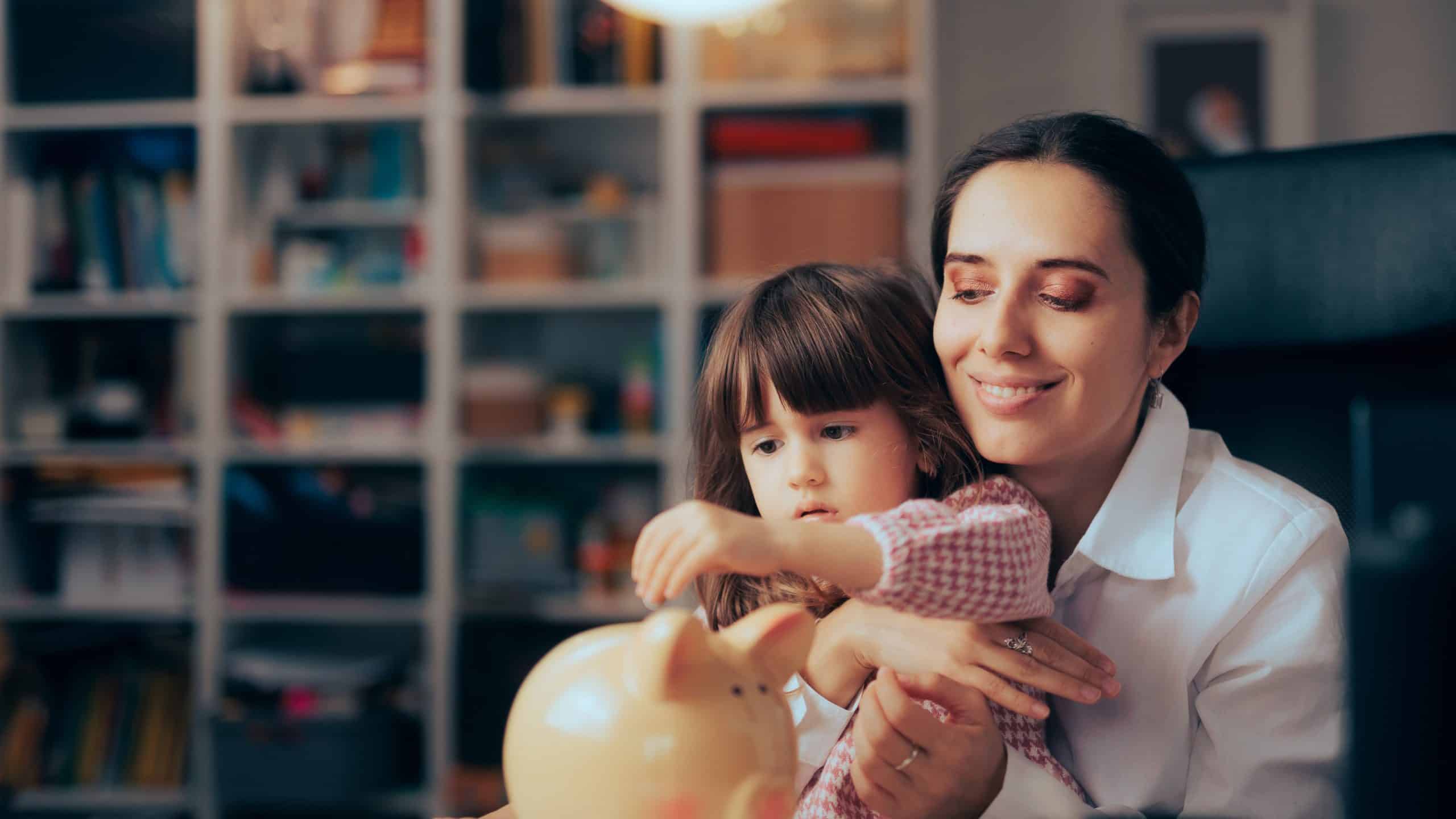 How to Create a Healthy Relationship With Money in 2025
